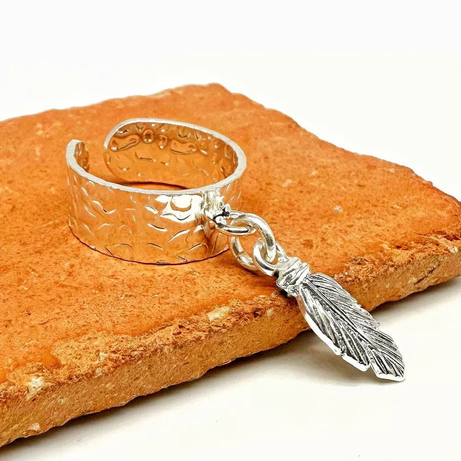 Fashion Musardise Bague Martelee Pendentif Plume
