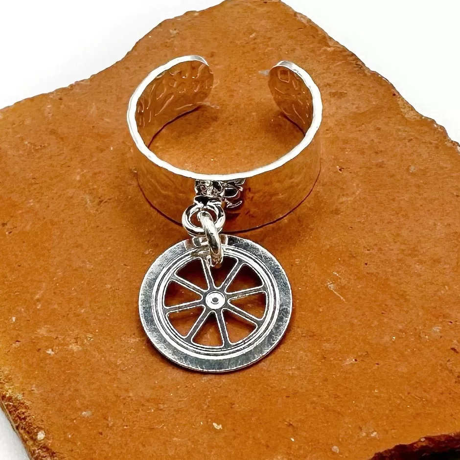 Best Sale Musardise Bague Martelee Pendentif Roue